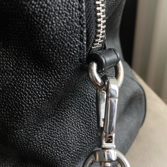 Michael Kors Grayson Satchel -Authentic - Picture 5 of 10